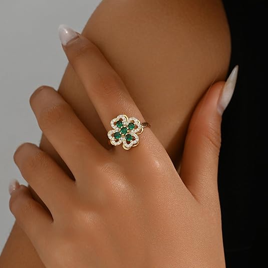 Anillo Trebol Giratorio Emerald