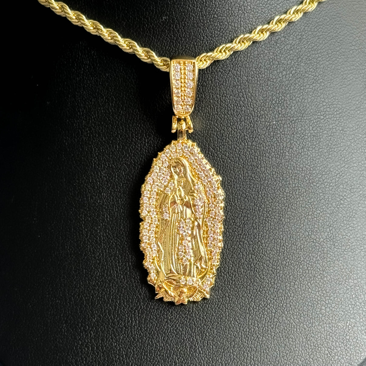 Cadena Dije Virgen Milagrosa
