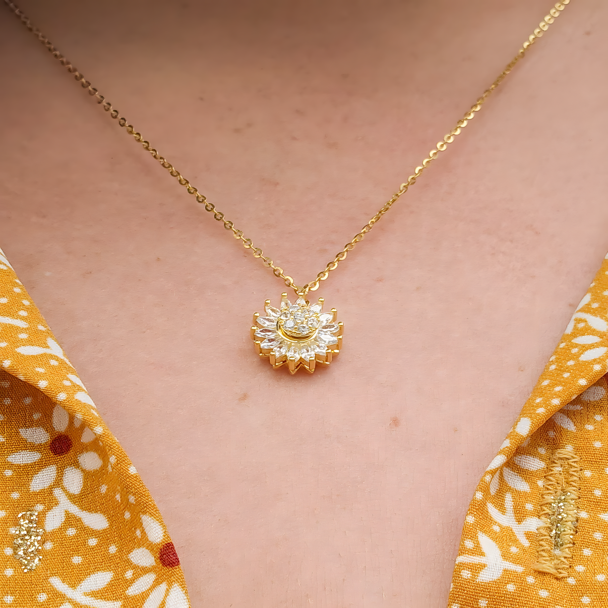 Collar Girasol, Amor y Calma en un Giro