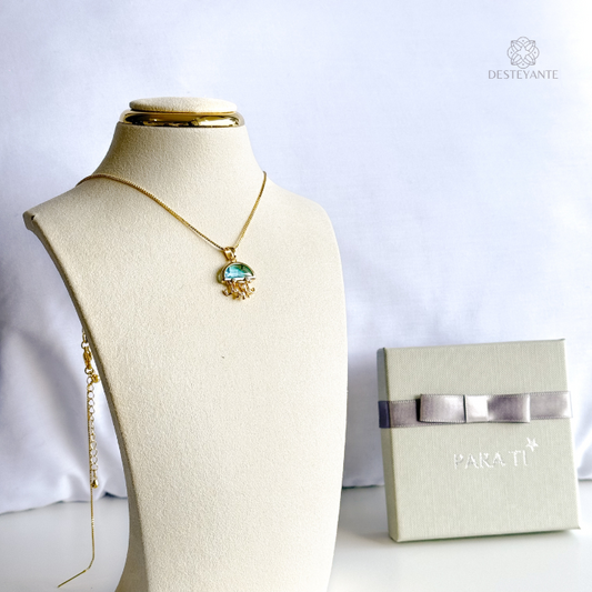 Collar Medusa Abisal Oro