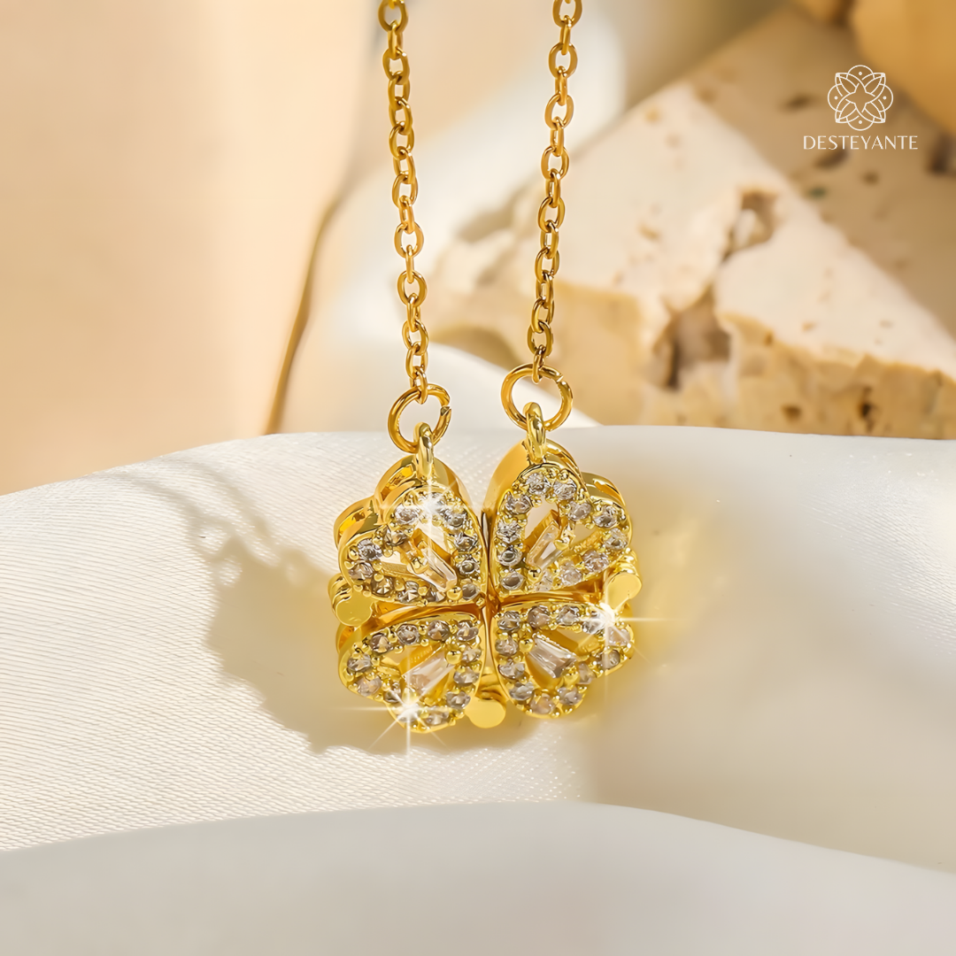 Collar Trébol de Corazones Bañado en Oro